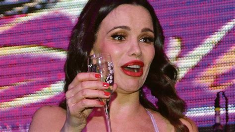 severina pornic|Uhapšen muškarac sa kojim je Severina snimila 11 minuta .